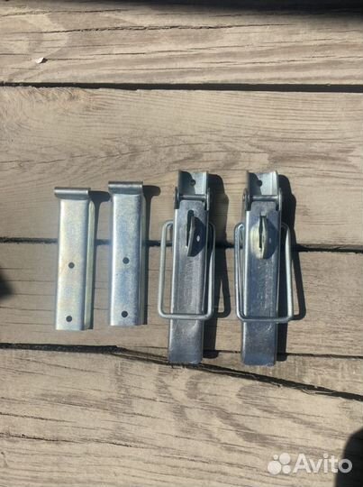 Замок борта на прицеп