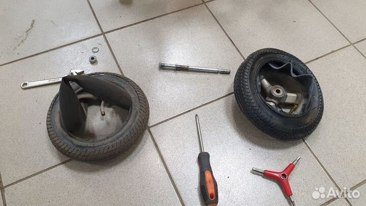 Ремонт детского трех колесного велосипеда,запчасти