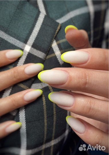 Маникюр,педикюр,наращивание