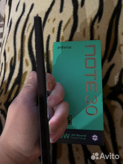 Infinix Note 30, 8/256 ГБ