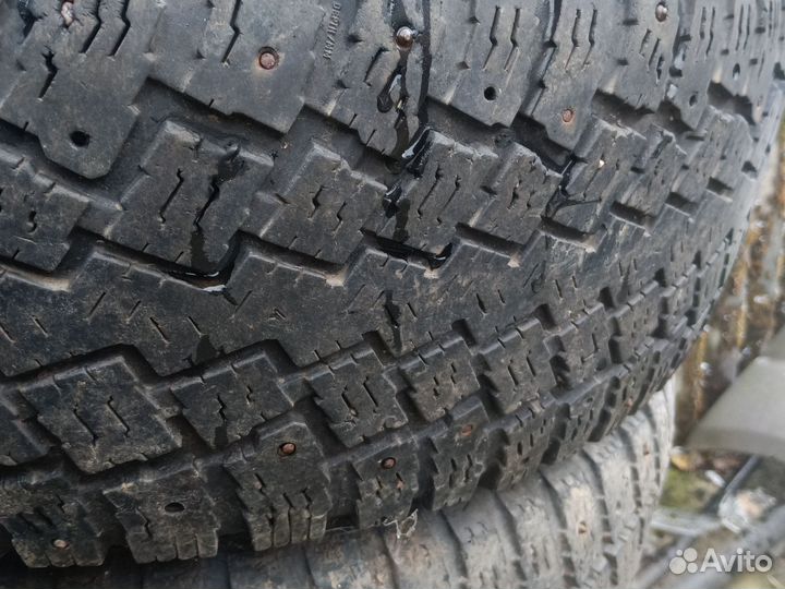 Nokian Tyres Hakkapeliitta LT 265/75 R16