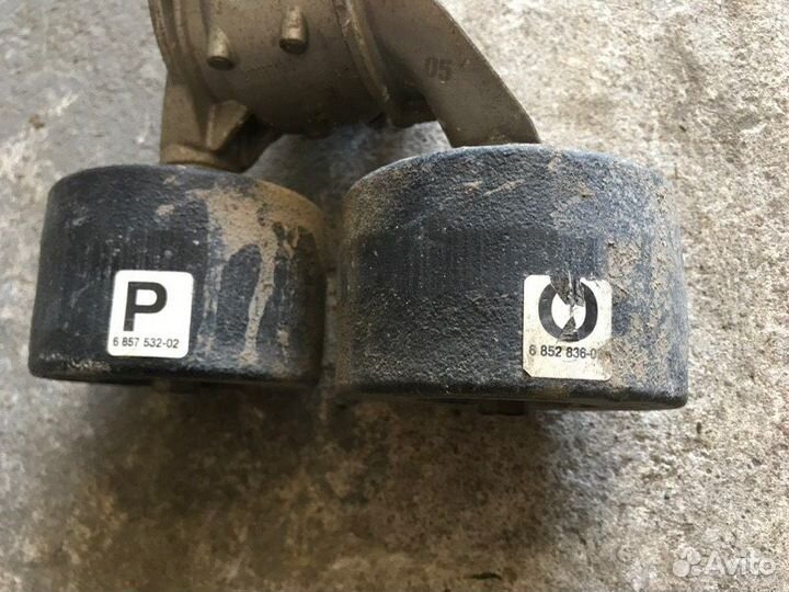 Скоба стабилизатора задняя правая Bmw 5-Series F07