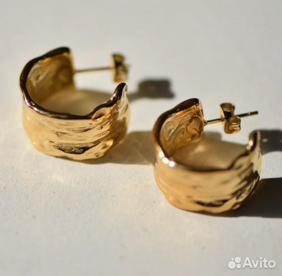 Серьги Textured Hoop Earring