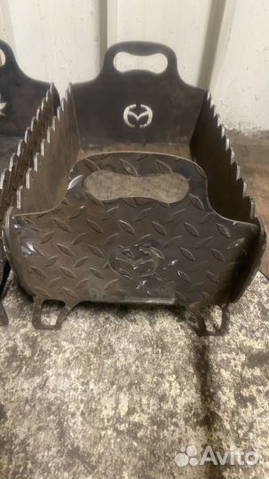 Мангал с логотипом Mazda