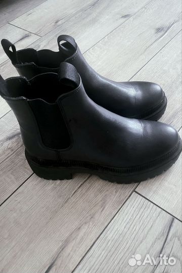 Ботинки женские демисезонные 37 размер