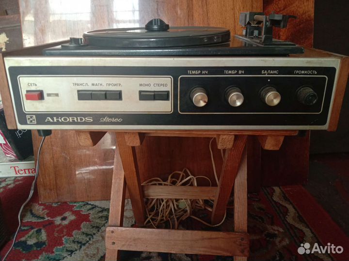 Проигрыватель винила СССР