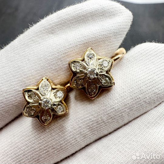 Золотые серьги малинки с бриллиантами 0,41 583