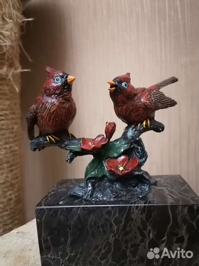 Птицы на ветке бронза Европа клеймо