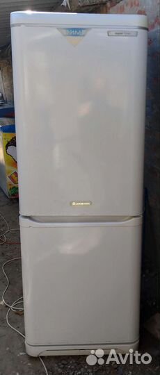 Аристон ноуфрост