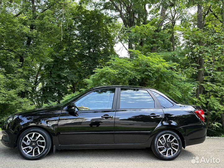 LADA Granta 1.6 МТ, 2023, 3 000 км