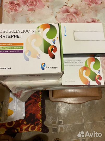 Продаю универсальный роутер Ростелеком и приставку