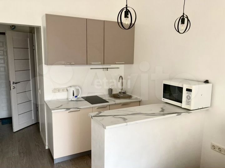 Апартаменты-студия, 17,6 м², 4/4 эт.