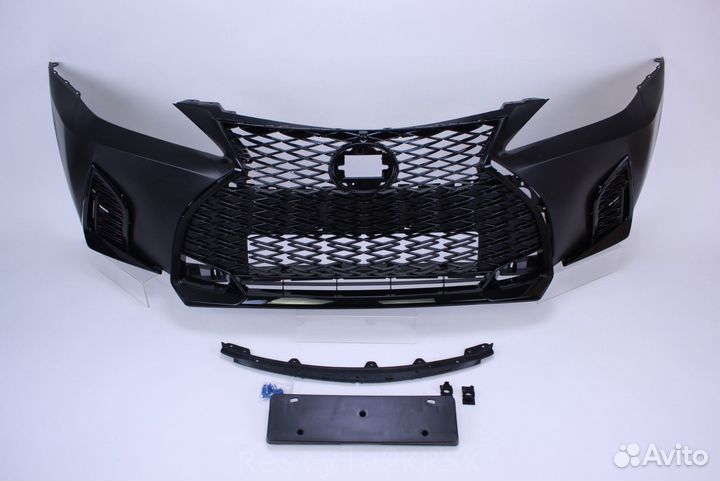Бампер Lexus IS250 05-13г