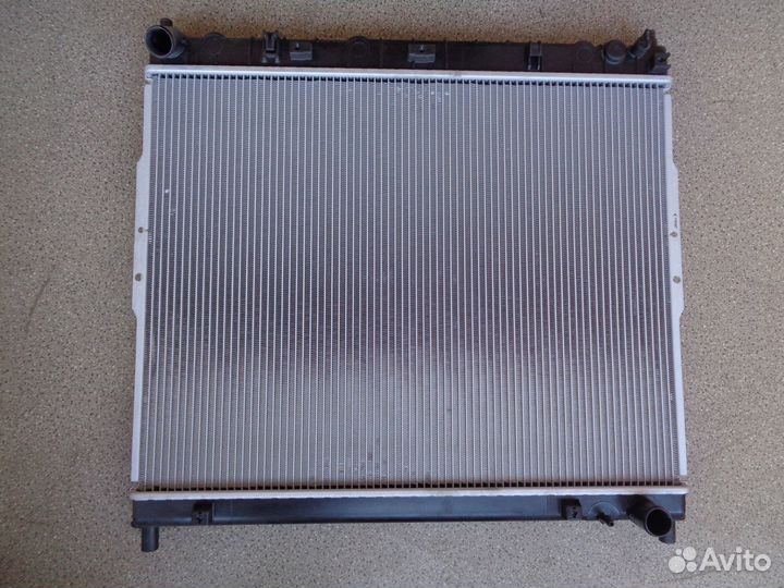 Радиатор охлаждения SsangYong Rexton R-2,3L МКПП