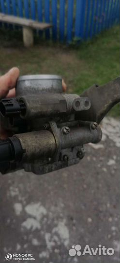 Дроссельная заслонка