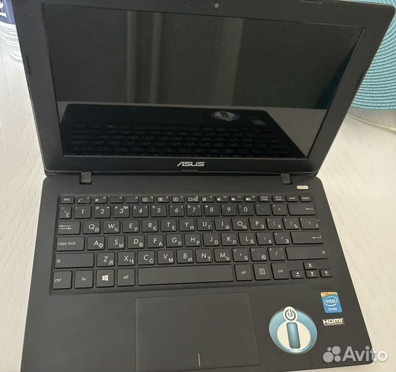 Ноутбук asus