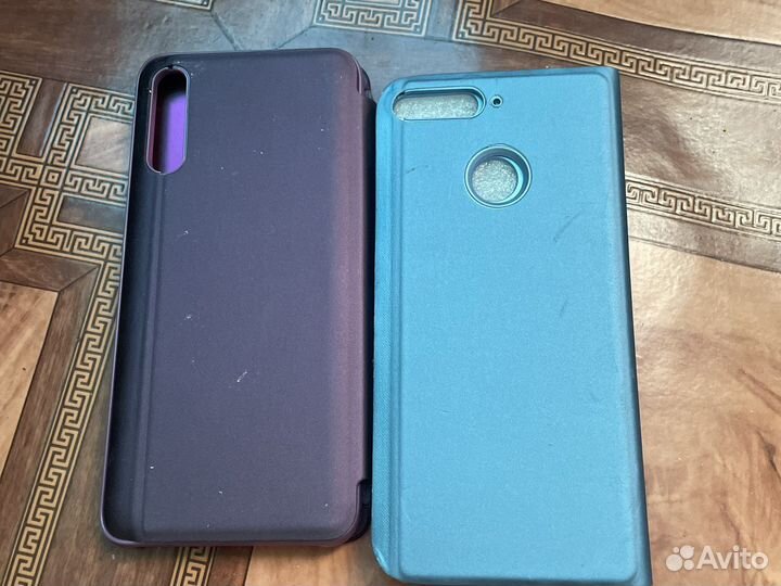 Чехлы на телефон