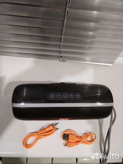 Портативная колонка bluetooth