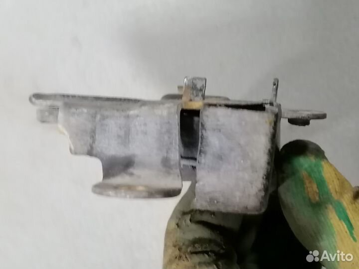 Замок капота BYD F3 2005-2013