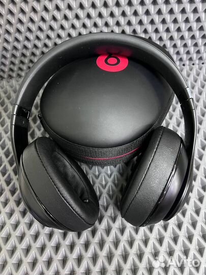 Беспроводные наушники Beats Studio Wireless (12)