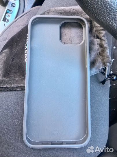 Чехол на iPhone 14