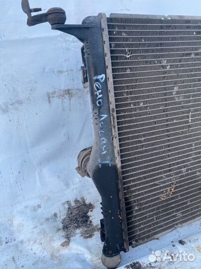 Радиатор охлаждения двигателя Renault Logan 1 1.4