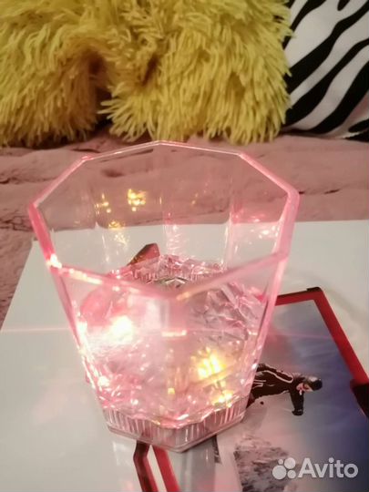 Светящиеся стаканы
