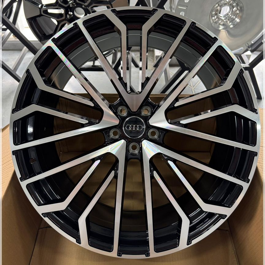 Литые диски Audi 9×R21 5×112