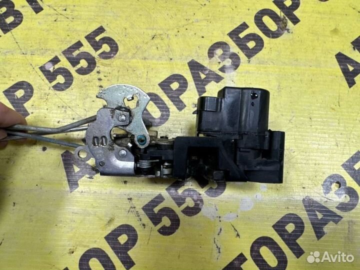 Замок двери передней правой Chevrolet Lacetti