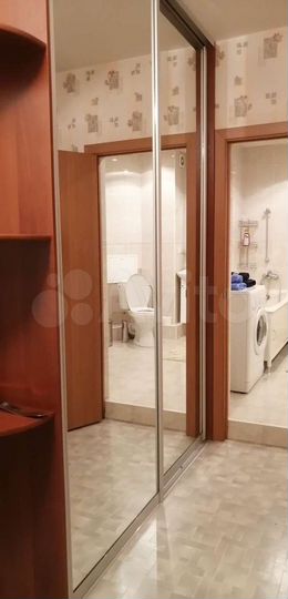 2-к. квартира, 58 м², 8/10 эт.