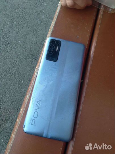 TECNO Pova 2, 4/128 ГБ