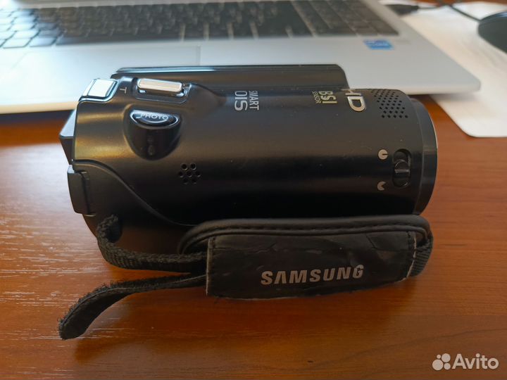 Видеокамера Samsung HMX-H204BP/XER