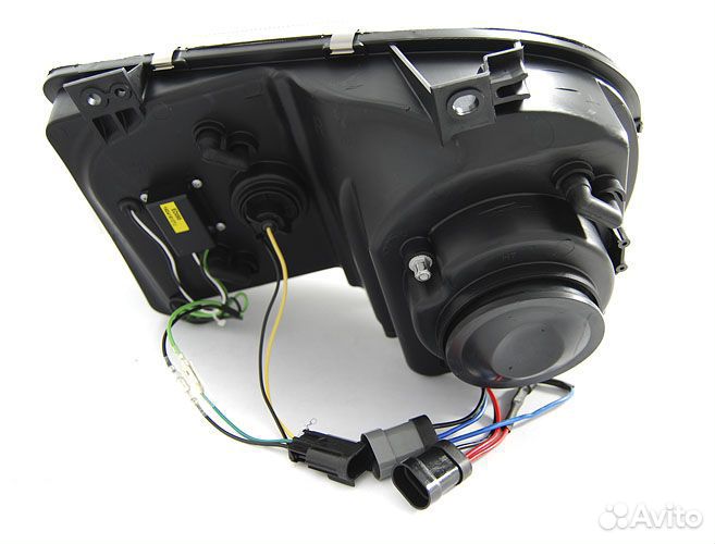 Фары Chrysler 300C (04-10) lpch22