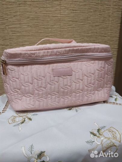 Косметичка большая новая