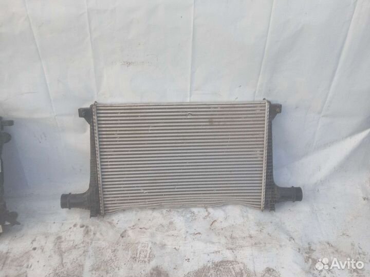 Интеркулер Audi Q7/Q8 (4M) 2015- н. в