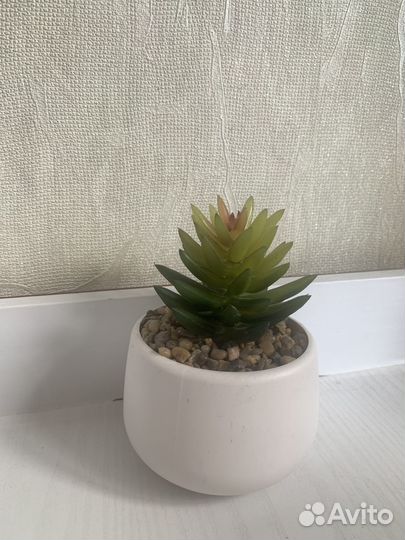 Искусственные цветы в горшках бу