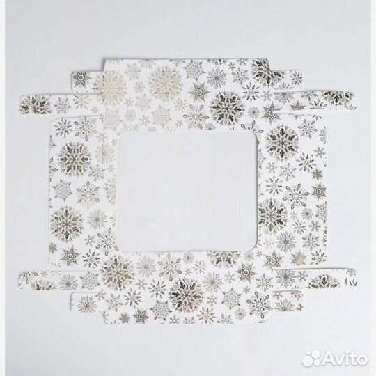 Коробка подарочная Новогодняя 