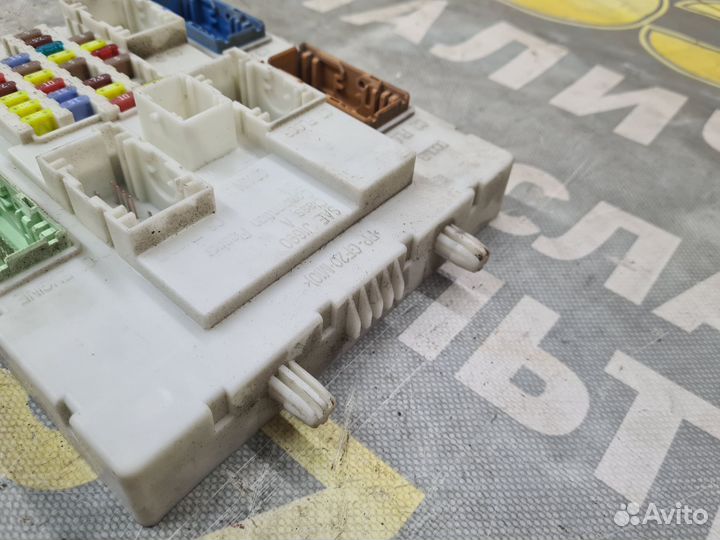 Блок предохранителей 