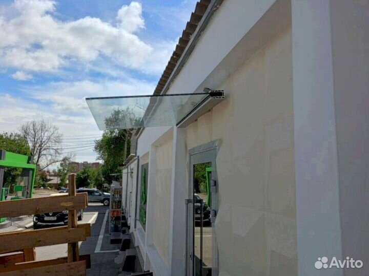 Козырек из стекла