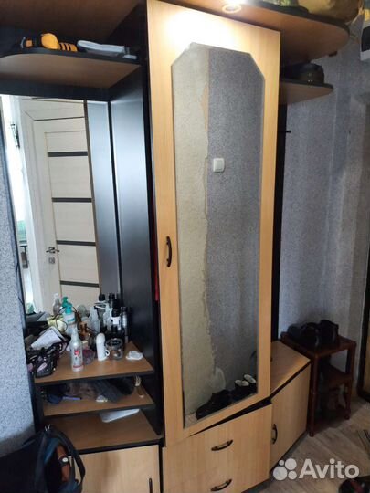 Шкаф