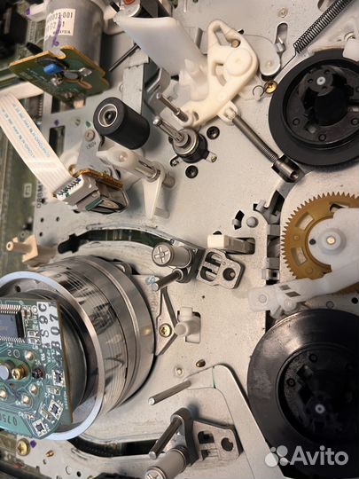 Видеомагнитофон JVC HR-DD868 Hi-Fi stereo