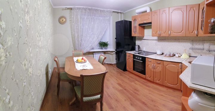 2-к. квартира, 81,7 м², 2/14 эт.