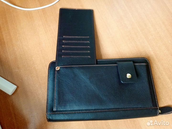 Мужское кожаное портмоне