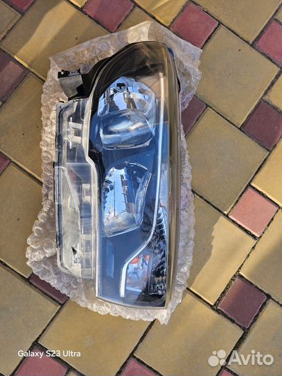 Фара передняя левая Лада Веста