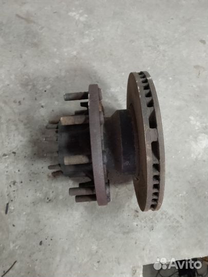 С тупица Вольво фн 12