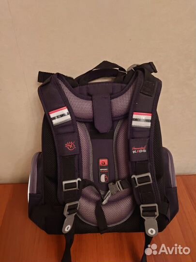 Ранцы, рюкзаки школьные (новые) Hummingbird