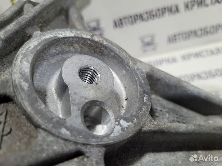 Кронштейн крепления генератора Cadillac SRX 1 3.6