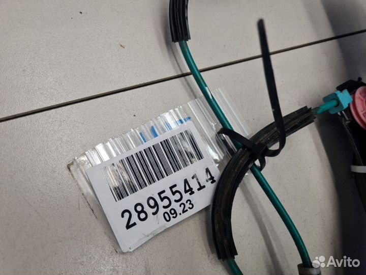 Стеклоподъемник передний правый BMW 1 F20 F21 2011