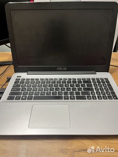 Asus X555L