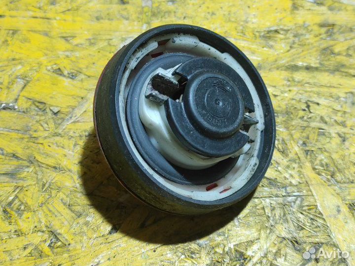 Крышка бензобака Mercedes C-Class W 204 2.2 OM651